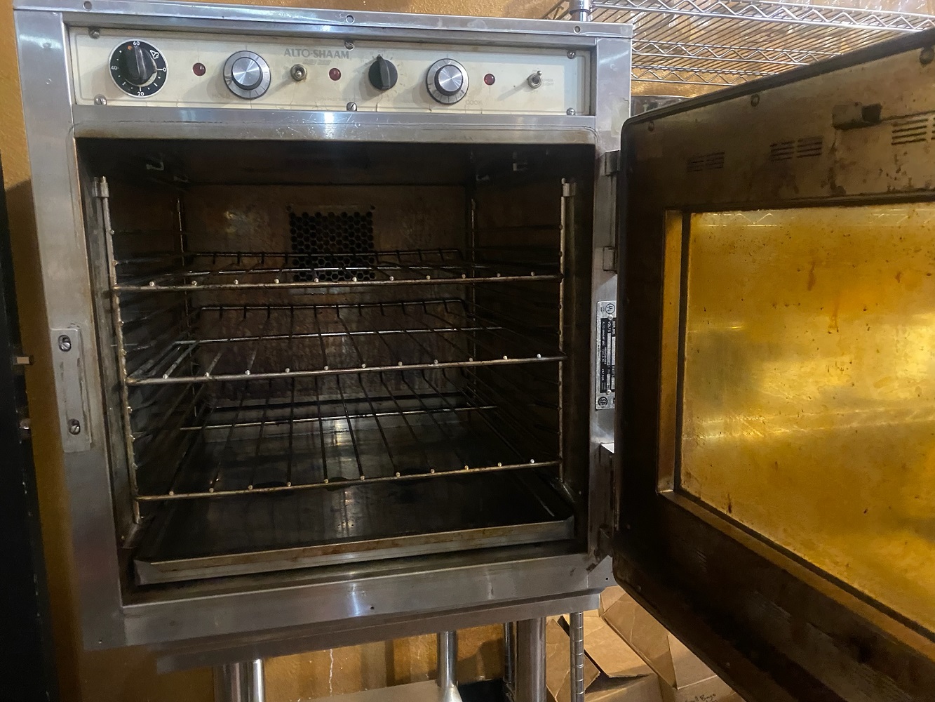 Commercial Oven Approved by Fire Dept & Electric Outlet Installed, Auto-Sham - Image 4